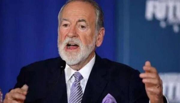 تقلای سفیر آمریکا برای توجیه سخنان جنجالی‌اش درباره «نیل تا فرات»