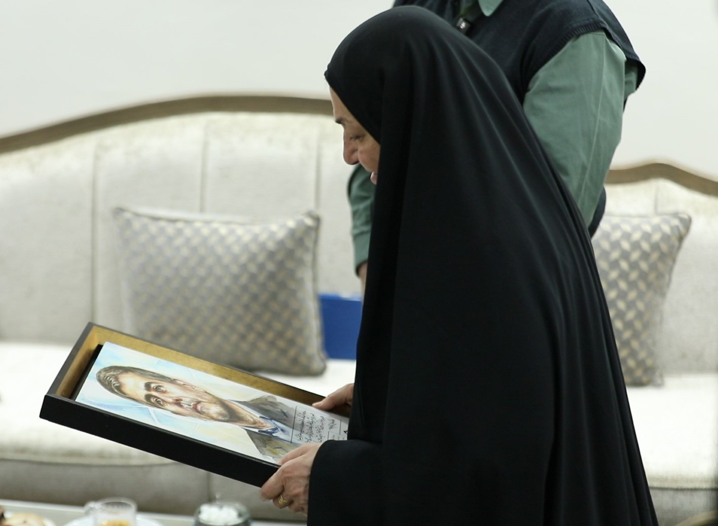 همسر شهید فریدون عباسی: هسته‌ای از نان شب مردم واجب‌تر نیست اما قدرتش پشت میز مذاکره تعیین‌کننده است