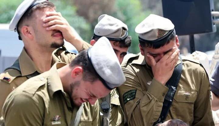 هلاکت نظامی صهیونیست به دست یک نظامی دیگر