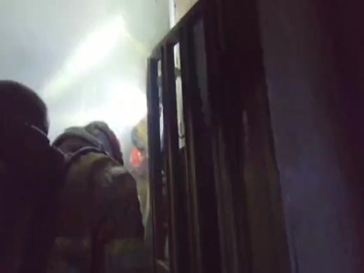 تصاویری از حریق در یک انبار لوازم الکترونیکی لاله‌زار