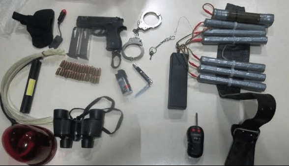 کشف مواد منفجره و جلیقه‌های انتحاری در مرز زابل