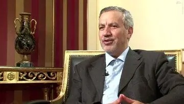عطاء الله مهاجرانی: در شرایط جنگی باید هر اختلافی را فدای وحدت فرماندهی کرد/ رهبری در شرایط جنگی مانند ناخدا در کشتی است