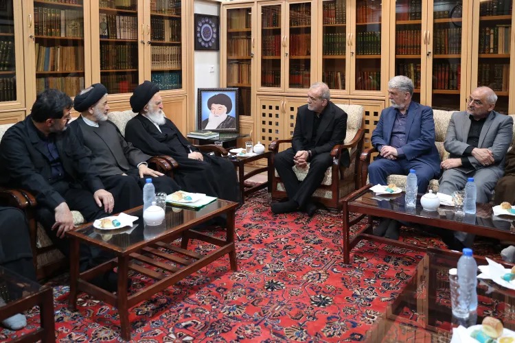 پزشکیان: برخی جریان‌ها با سنگ‌اندازی در مسیرهای سازنده، به‌ دنبال اخلال در پیشبرد منافع ملی هستند