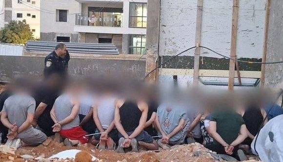 بازداشت ۴۳ کارگر فلسطینی در داخل سرزمین‌های اشغالی