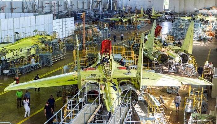 ۲۰ فروند جنگنده سوخو-۳۵ روسی آماده ارسال به ایران