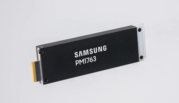 سامسونگ تولید انبوه SSD پرسرعت PM۱۷۶۳ را برای عصر هوش مصنوعی آغاز کرد