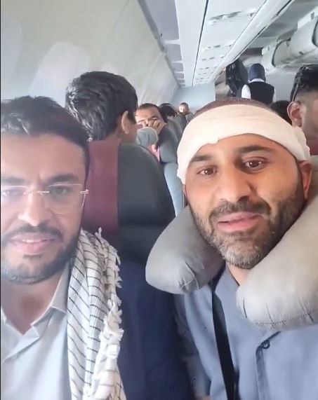 لحظاتی از داخل هواپیمای ماهان‌ایر بر فراز آسمان یمن