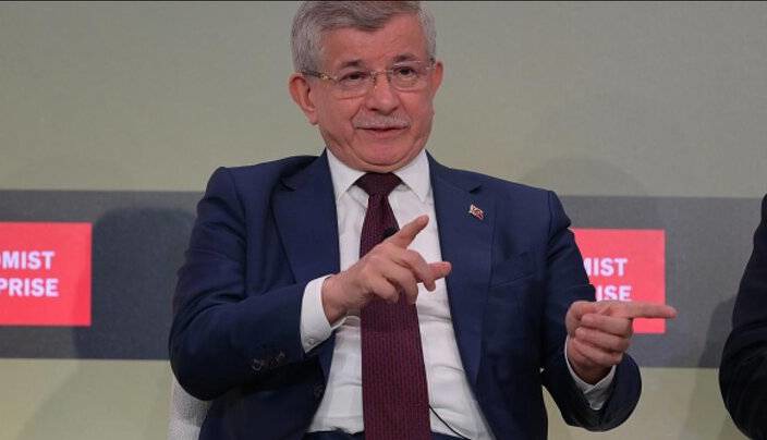 داوود اوغلو حزبش را منحل کرد