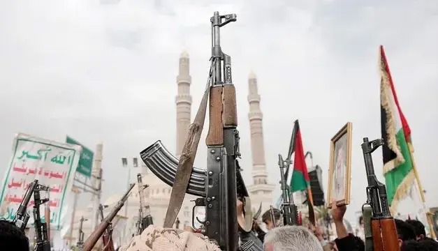 تصاویر حمله ارتش یمن به تجمعات مزدوران سعودی