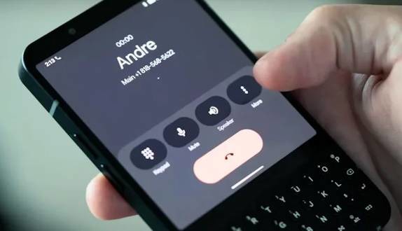گوشی Minimal Phone ۲ با نمایشگر AMOLED و پشتیبانی از ۵G معرفی شد