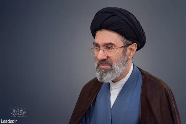 اجازه رهبر انقلاب برای فرصت ۴۵ روزه به دولت برای معرفی ۲ وزیر اطلاعات و دفاع به مجلس