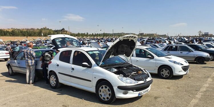 دلیل افزایش شدید قیمت خودرو چیست؟