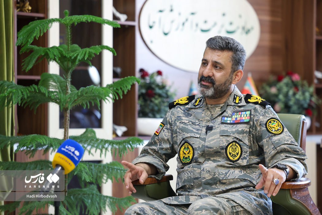 معاون ارتش: توان حمله و نفوذ در همۀ سطوح را داریم