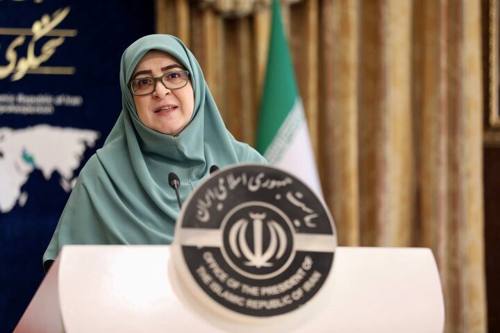 مهاجرانی: منابع حاصل از افزایش نرخ سوم بنزین صرف معیشت مردم می‌شود