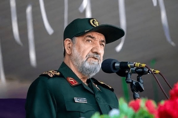 دبیر شورای عالی امنیت ملی: حماسه‌سازی مردم در این شب‌ها در تاریخ ایران ماندگار خواهد ماند
