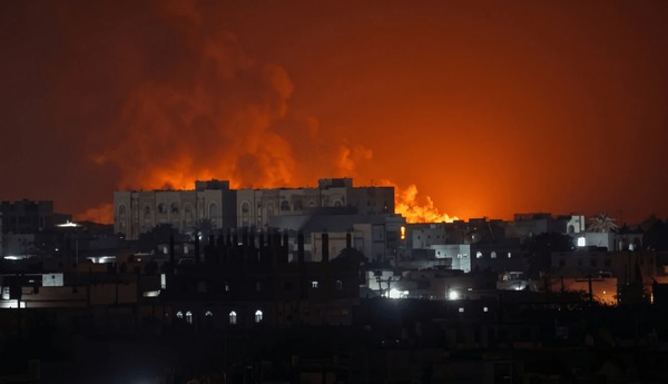 حمله جنگنده‌های سعودی به جنوب غربی یمن