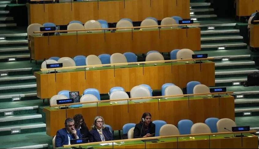 طعنه نماینده عرب کنست به نتانیاهو: «کوچ اجباری از سالن سازمان ملل»!