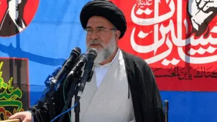 امام جمعه یاسوج: تربیت نسل آینده باید در تراز اسلام، ایران و انقلاب باشد