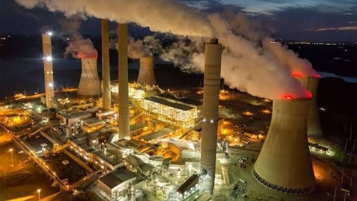 معاون شرکت برق: از نظر تولید ناترازی نداریم؛ ذخایر سوخت نیروگاه‌ها مناسب است