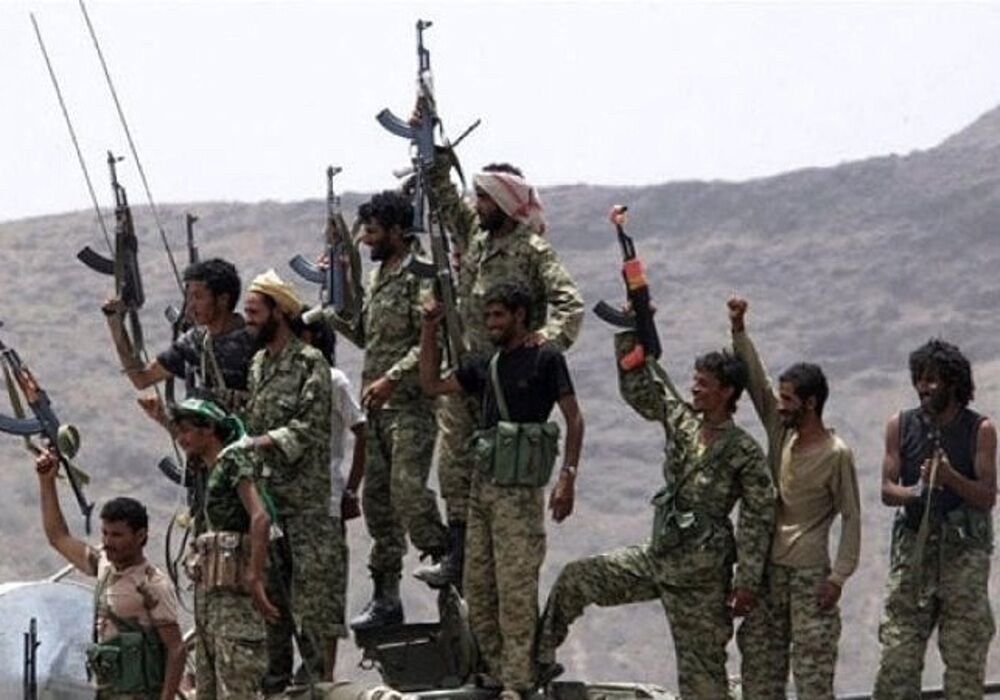 المیادین: ارتش یمن ارتفاعات مشرف بر «تعز» را آزاد کرد