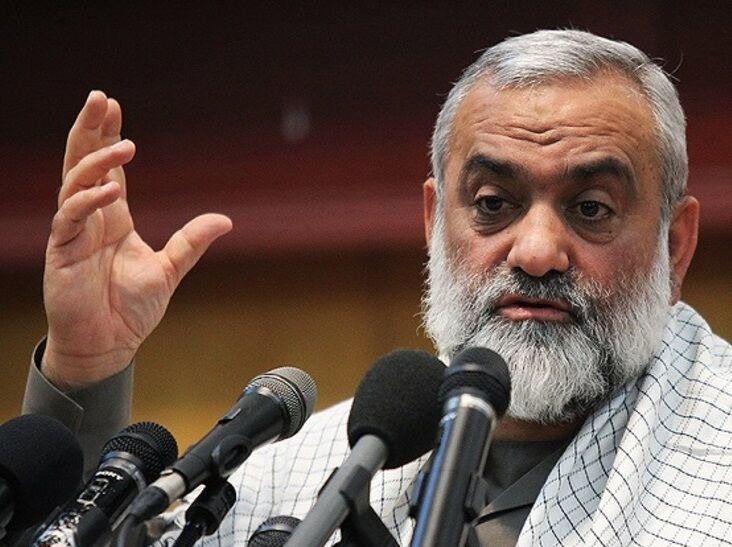 سردار نقدی: آمریکا اگر حمله زمینی کند، آن‌قدر اسیر می‌دهد که مجبور به بالا بردن پرچم تسلیم خواهد شد