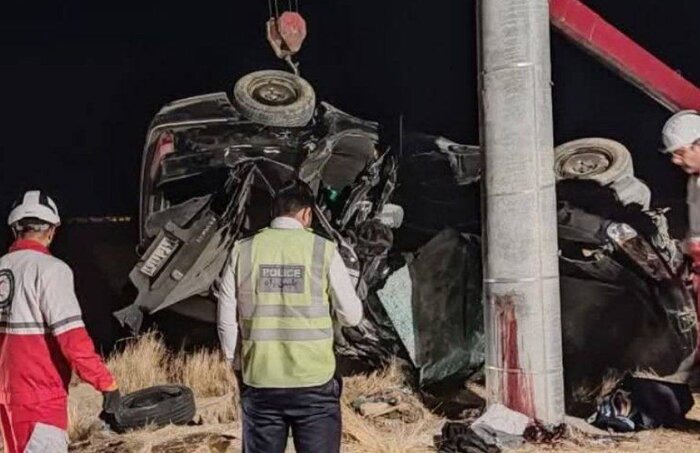 واژگونی پژو پارس در جاده قوچان ۲ فوتی و ۲ مصدوم بر جای گذاشت