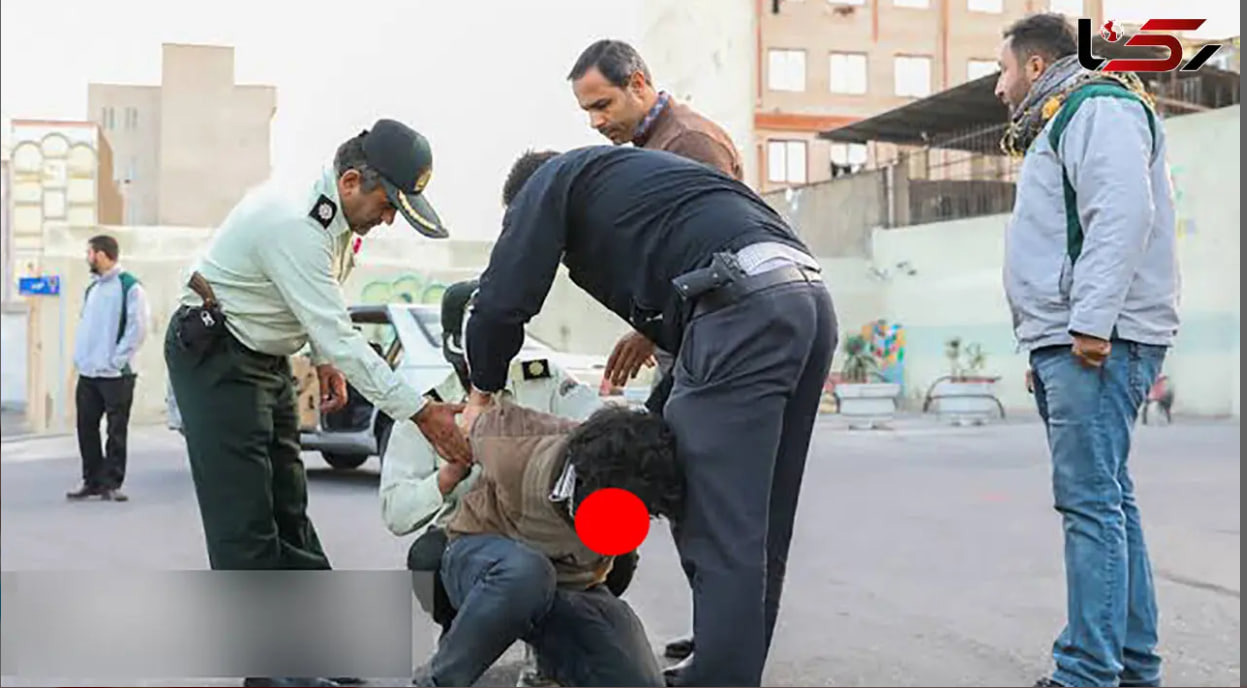 گنده لاتِ قمه‌کِش، به زانو در آمد