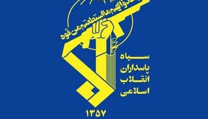 سپاه:دو فروند نفتکش متخلف به آتش کشیده و متوقف شدند