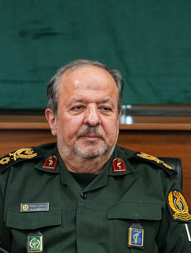 سردار ابن‌الرضا به عنوان «مشاور رئیس‌جمهور در امور دفاعی» منصوب شد