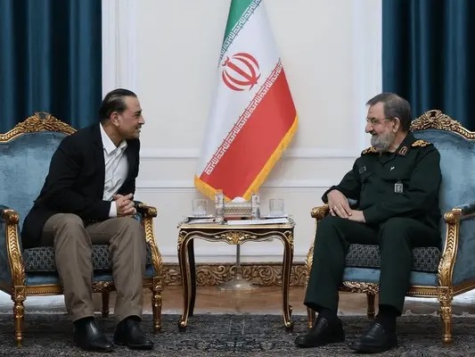 منابع غیررسمی/ دبیر شورای عالی امنیت ملی درخواست ملاقات با عاصم منیر را رد کرد